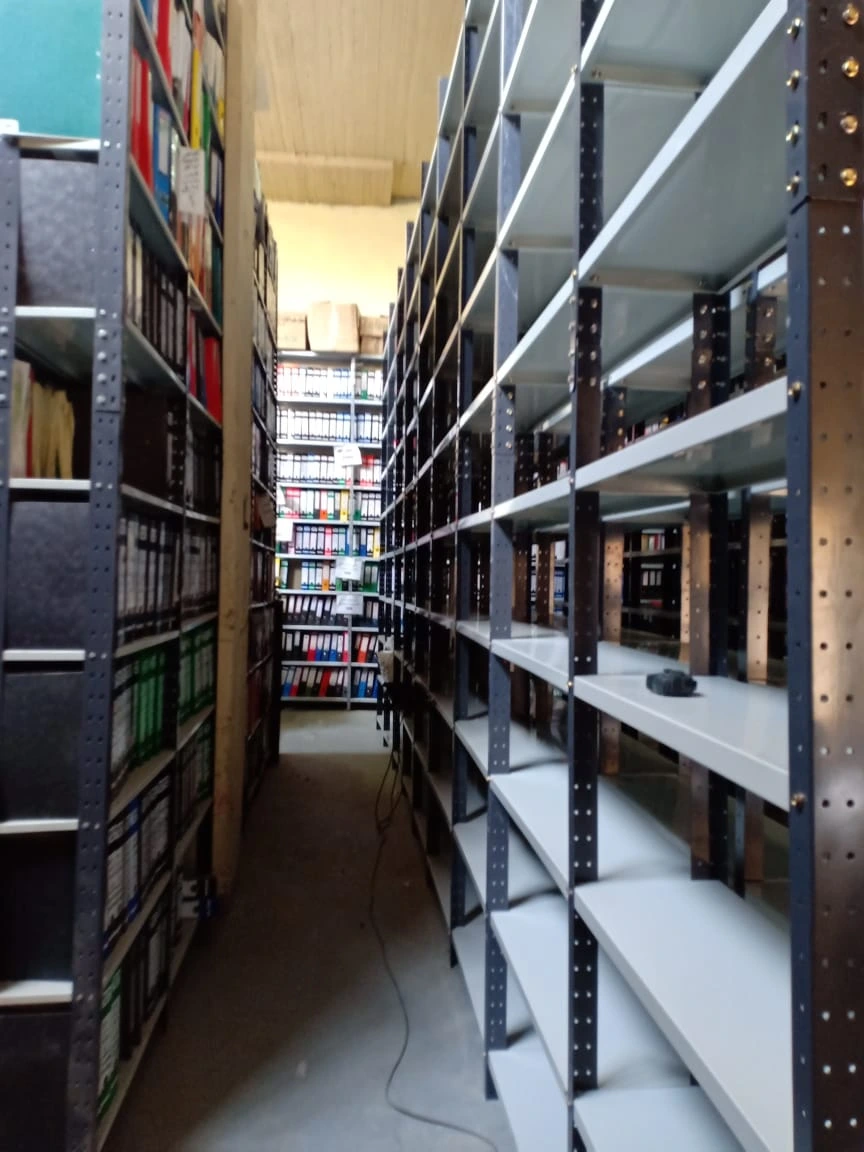 Versatile Steel Storage Solution